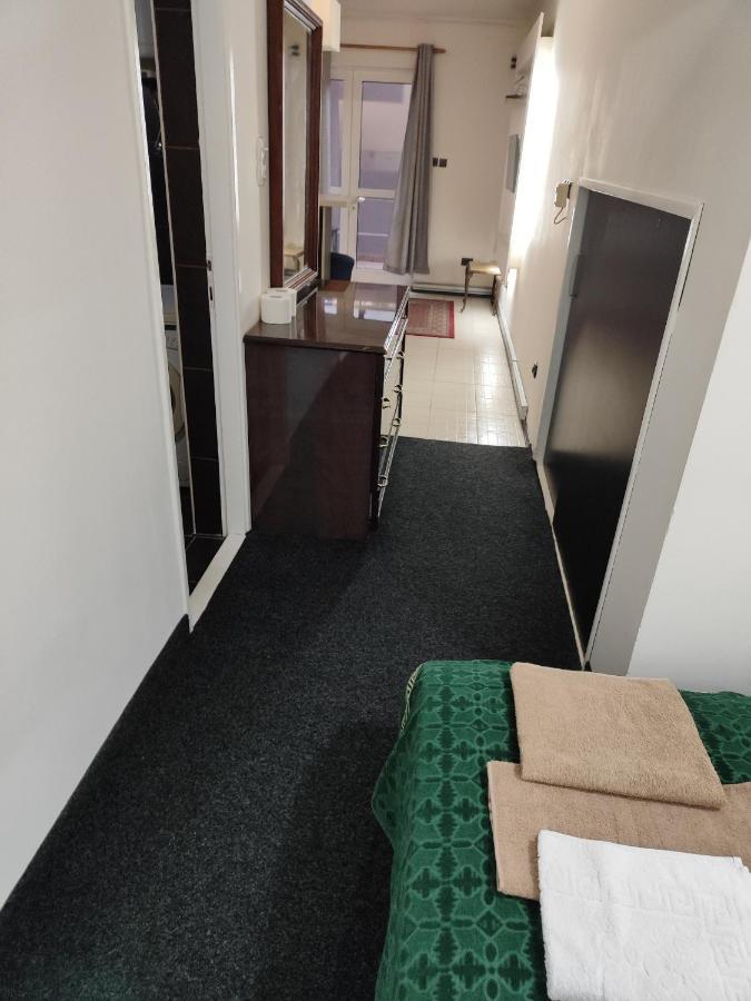 Fenix Apartment Белград Екстериор снимка